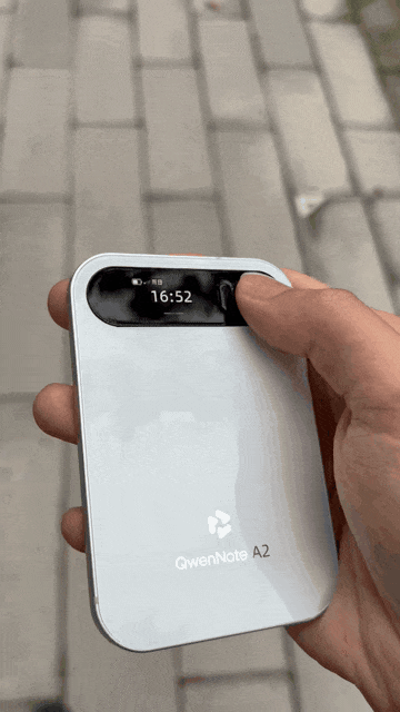 千问办公生成的客户拜访资料文档动图